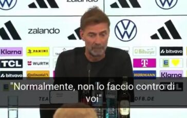 Germania Klopp ct si presenta con laut aut Se toccate la mia famiglia me ne vado poster 364x230