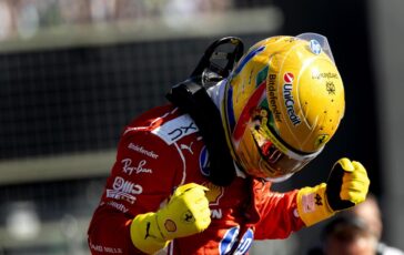 Gp Silverstone Hamilton conquista pole position per gara sprint 364x230