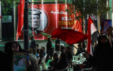 Iran Usa si preparano a lunga escalation. Stretto di Hormuz paralisi dopo i raid 364x230