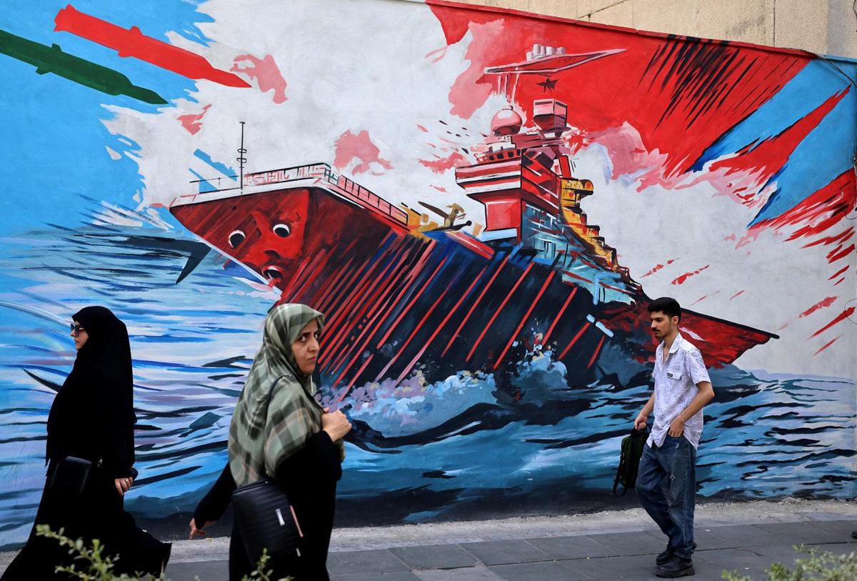 Iran avverte gli Usa: "Trump vuole bombardare nostre infrastrutture? Occhio per occhio"