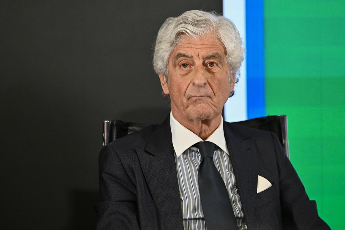 Italia, Rivera si candida: "Mi sono proposto, sarei in grado di fare il ct"
