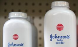 Johnson Johnson offre 55 miliardi di dollari per risolvere le cause sul talco 265x160