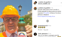 Lazzurro Baldelli e la parodia di Gualtieri Quando in piazza esplode calura bevete te Gualthe 265x160
