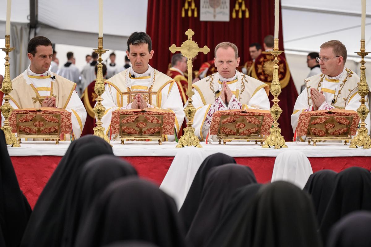 Lefebvriani, chi sono: la storia della Fraternità San Pio X