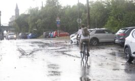 Maltempo sullItalia temporali e vento forte allerta rossa in Veneto 265x160