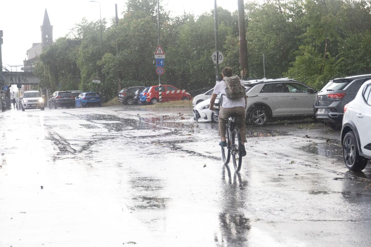 Maltempo sull'Italia, temporali e vento forte: allerta rossa in Veneto