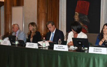 Mare underwater economy italiana fattura 35 miliardi presentato 1° rapporto su dimensione subacquea 364x230
