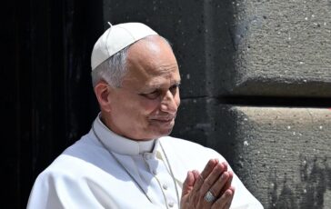 Medio Oriente Papa Sospendere attacchi e riaprire spazi di dialogo per pace tanto desiderata 364x230
