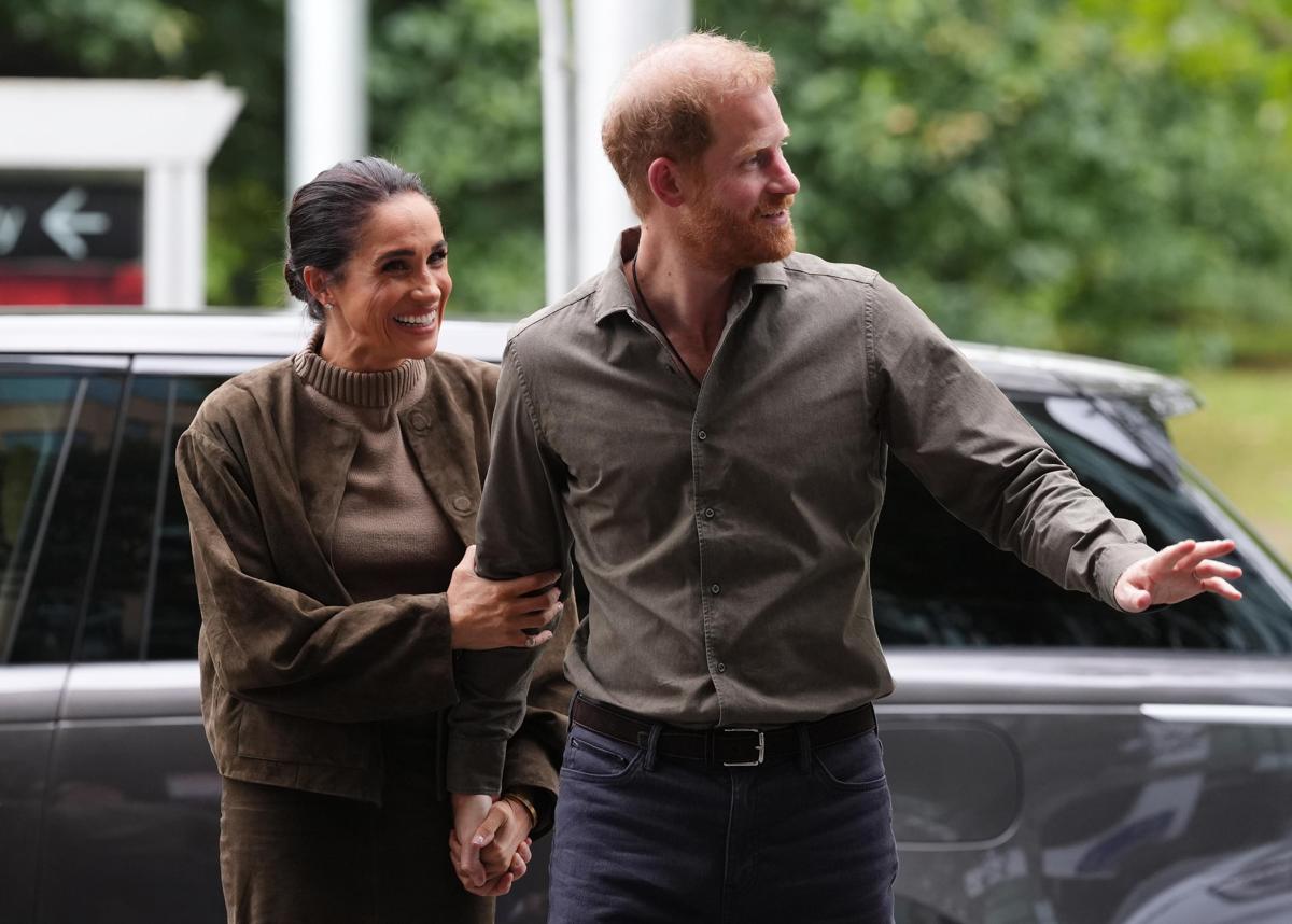 Meghan e Harry, la visita alla tomba di Lady Diana con i figli Lilibet e Archie