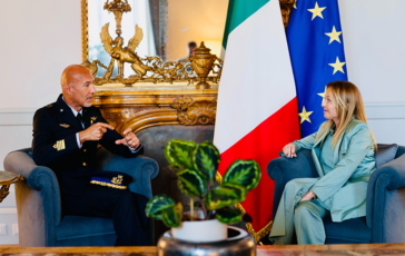 Meloni vede Parmitano a Palazzo Chigi Dai lustro a intera nazione 364x230