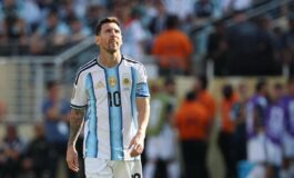 Messi delusione Mondiale perde Coppa e Mbappe lo supera in due primati 265x160