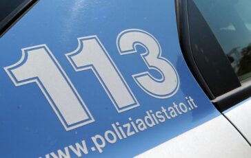 Milano colpito con venti coltellate alla schiena per strada grave un 55enne 364x230