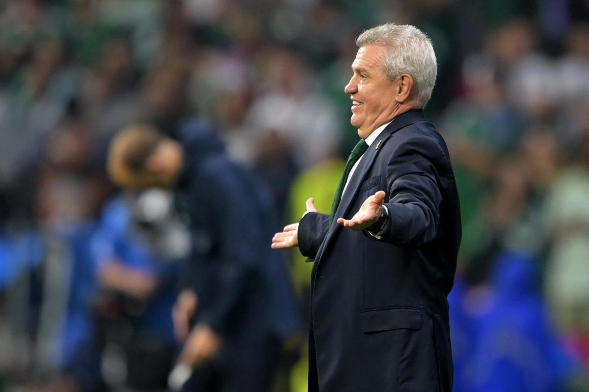 Mondiali, Aguirre scherza e insulta Gordon in Messico-Inghilterra