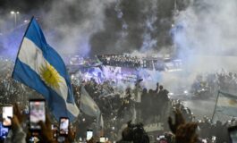 Mondiali lArgentina rientra a Buenos Aires senza festa e senza Messi dopo il ko in finale 265x160
