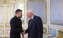 Morto il senatore Graham 2 giorni fa lincontro con Zelensky a Kiev poster 265x160