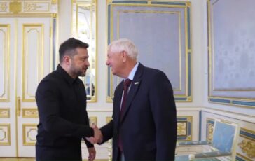 Morto il senatore Graham 2 giorni fa lincontro con Zelensky a Kiev poster 364x230