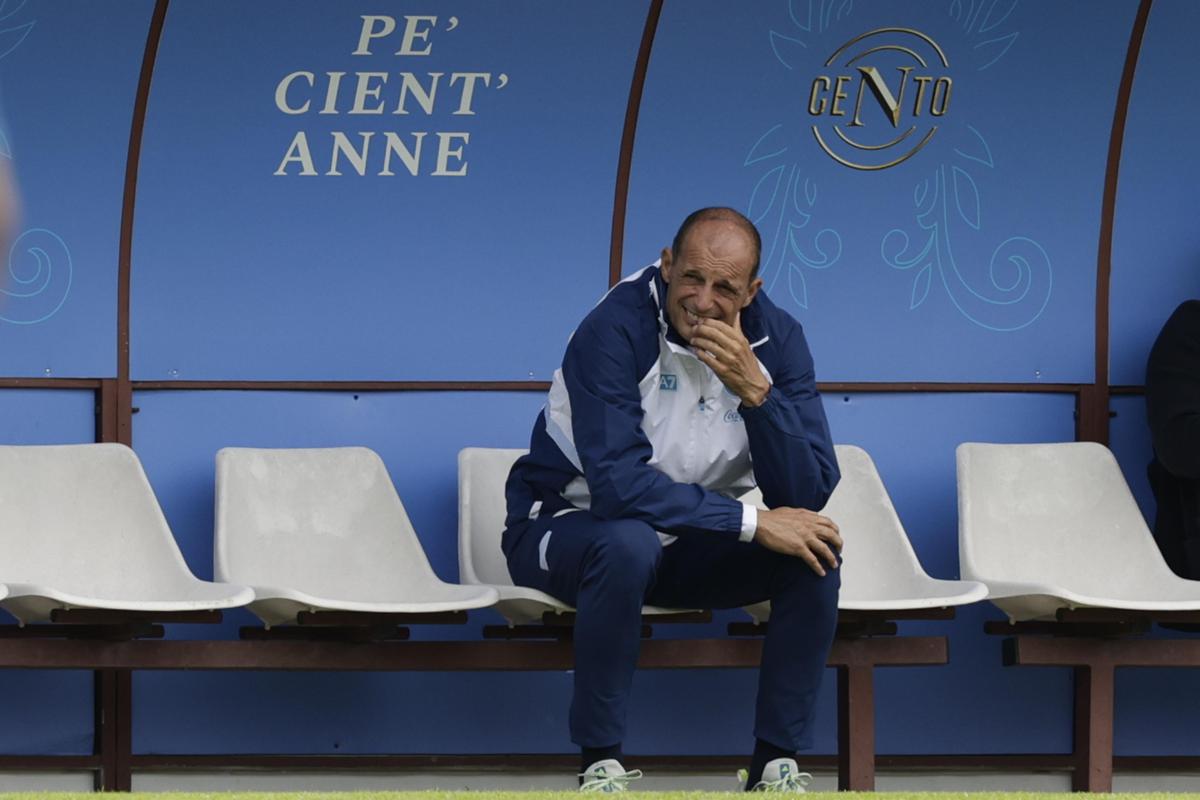 Napoli ko 3-1 con l'Arezzo nella prima amichevole stagionale