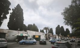 Napoli spara e ferisce lex moglie al cimitero 71enne arrestato 265x160