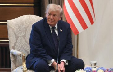 Nato Trump e la doppia minaccia tra ritiro dei soldati Usa e Groenlandia nel mirino 364x230