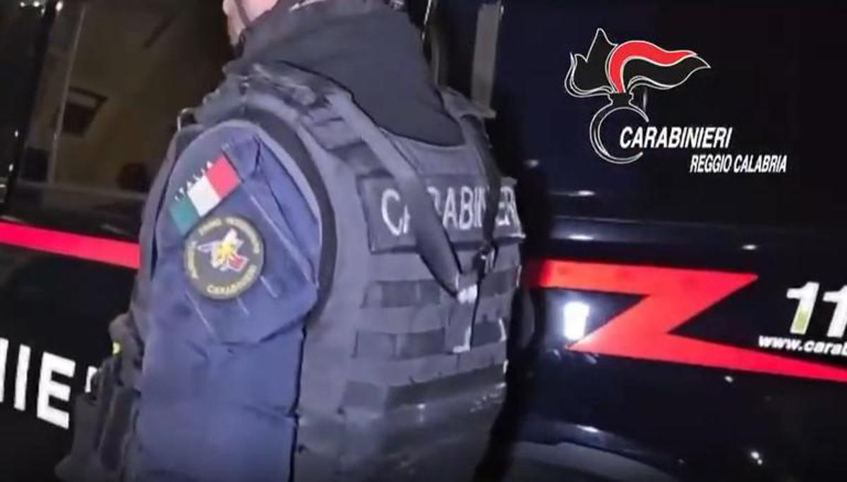 'Ndrangheta, maxi operazione Dda Reggio Calabria: 79 arresti. Meloni: "Inferto colpo durissimo"