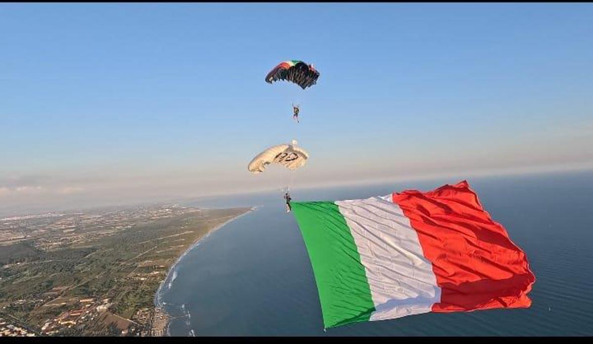 Paracadutismo, Carabinieri conquistano titolo italiano per precisione in atterraggio a squadre, all'Esercito tre titoli individuali