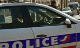 Parigi tre donne aggredite con un coltello fermato un uomo 265x160
