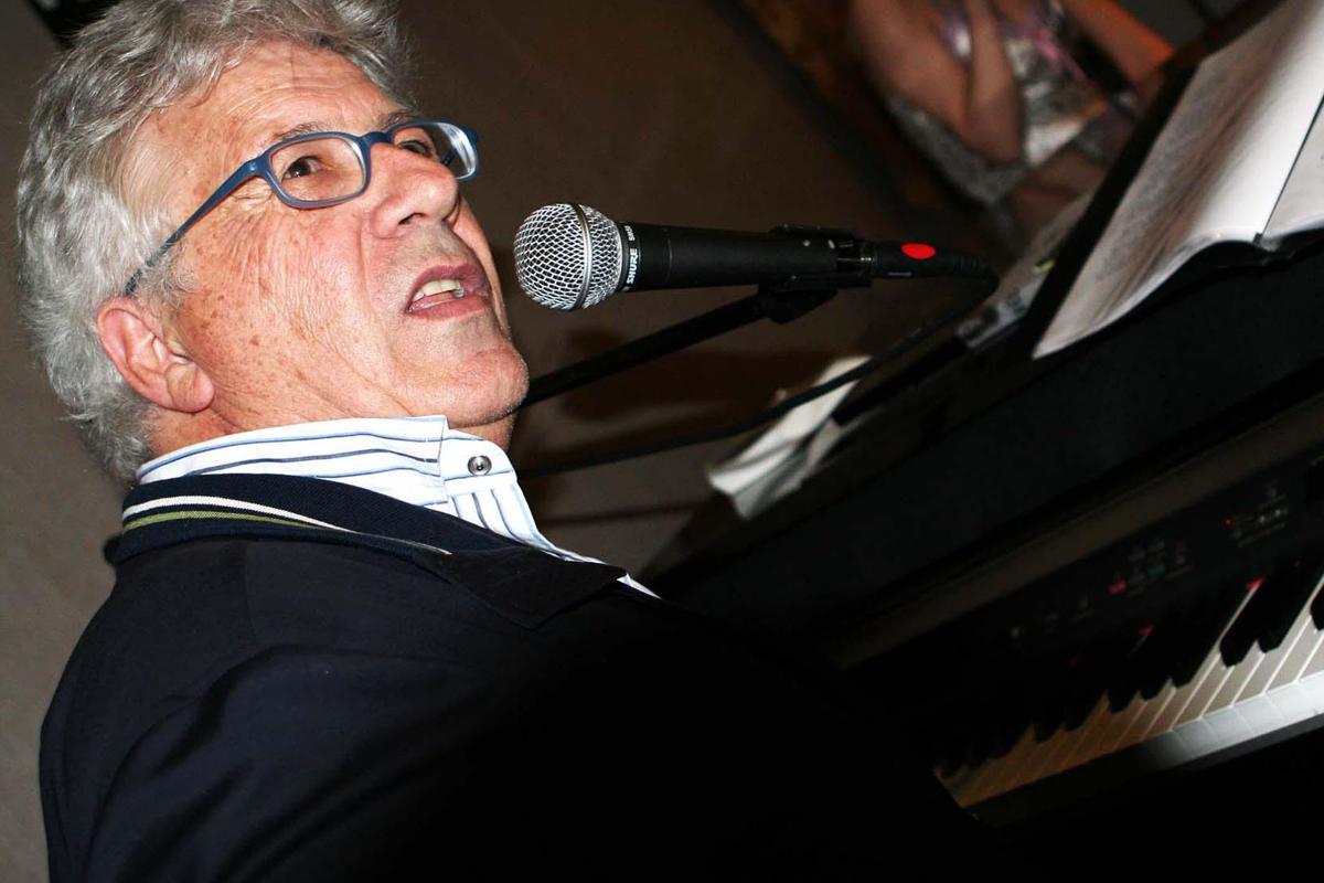 Peppino di Capri, il mondo della cultura e dello spettacolo ricorda il cantante