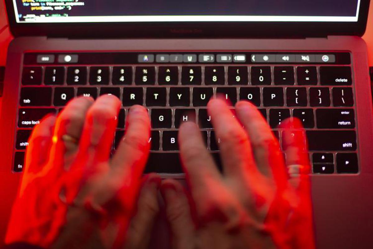 Pianificavano in chat stupri a mogli e compagne, 57 arresti in tutta Europa