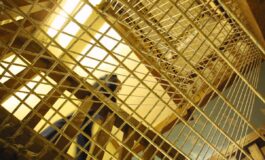 Rivolta nel carcere di Enna oltre 100 detenuti occupano parte del vecchio padiglione 265x160