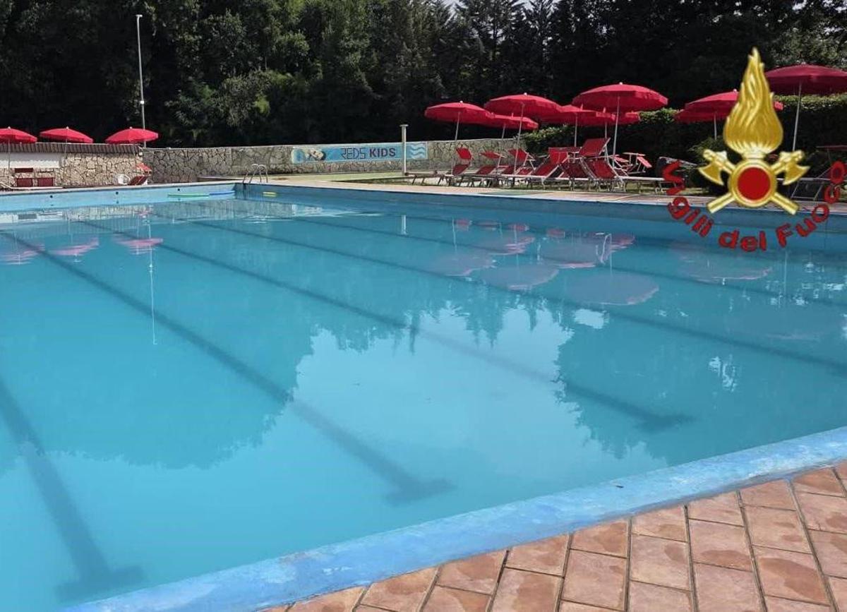 Roma, esalazioni di cloro da piscina a Mentana: 50 evacuati, grave bimbo di 5 anni