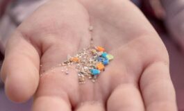 Salute studio italiano Infarti piu gravi con microplastiche fumo e inquinamento 265x160
