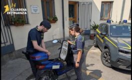 Sequestrati in tutta Italia migliaia di scooter illegali venivano venduti come bici elettriche 265x160
