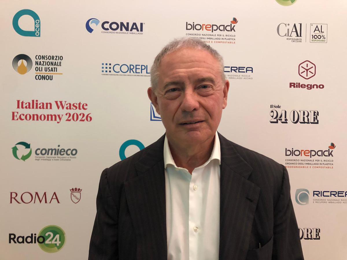 Sostenibilità, Urso (Mimit): "Italia leader in Europa in riciclo di materie prime"