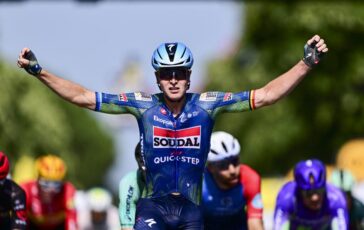 Tour de France Merlier vince allo sprint la 12a tappa e Pogacar resta in giallo 364x230