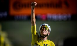 Tour de France cinquina di Pogacar ultima tappa a Van der Poel 265x160