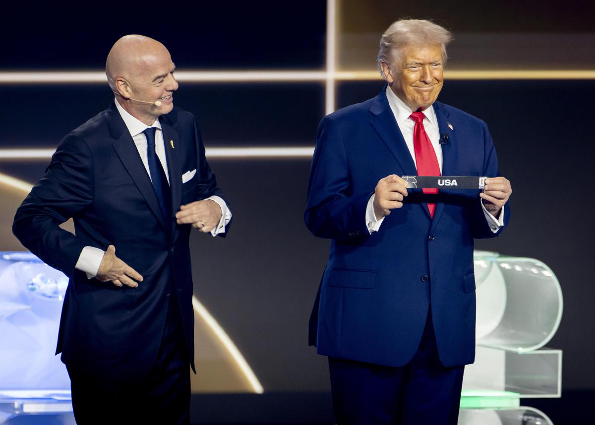 Trump: "Ho chiamato Infantino, espulsione di Balogun ingiusta". Il presidente Fifa: "Non ho deciso io"