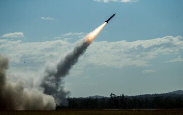 Ucraina progetta lo scudo antimissile. Zelensky Italia e Francia ci daranno nuovi SampT 364x230