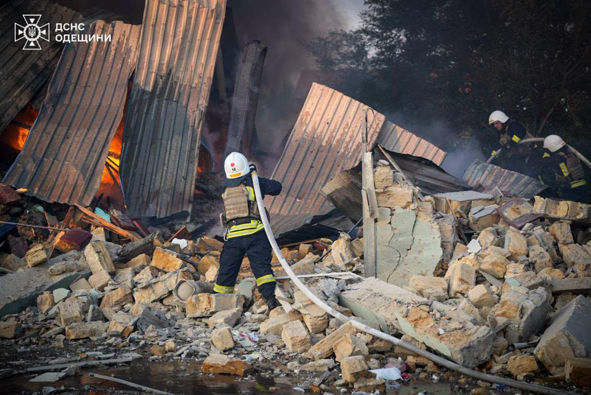 Ucraina, raid russi contro Odessa e altre città: diversi morti e decine di feriti