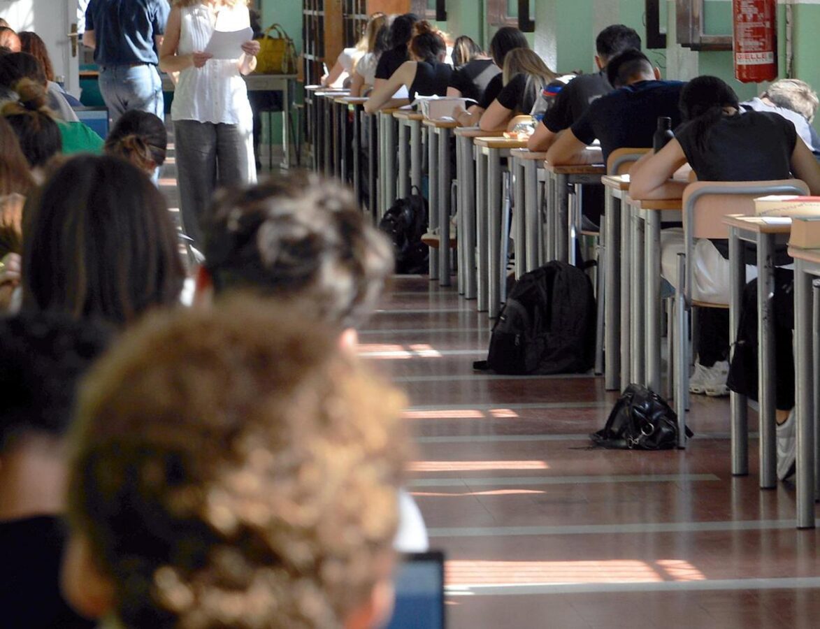 Verga 'espositore' del Verismo, Venere di Botticelli incinta e Guerra dei 7 nani: perle e strafalcioni della maturità 2026