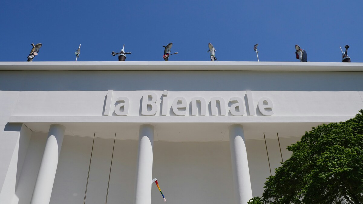 https://static.adhubmedia.com/notizie_it/wp-content/uploads/2026/07/biennale-e-ritorno-della-russia-la-decisione-dellue-55a995f4.jpg