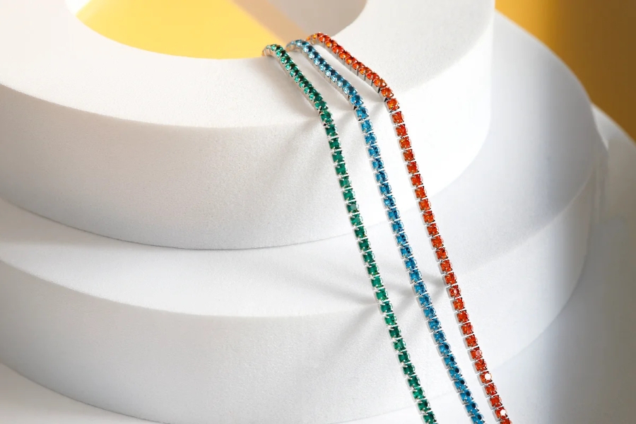 Bracciale tennis donna, storia e significato di un classico senza tempo