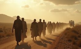Coloni israeliani marciamo verso Gaza per rivendicare gli insediamenti evacuati nel 2005