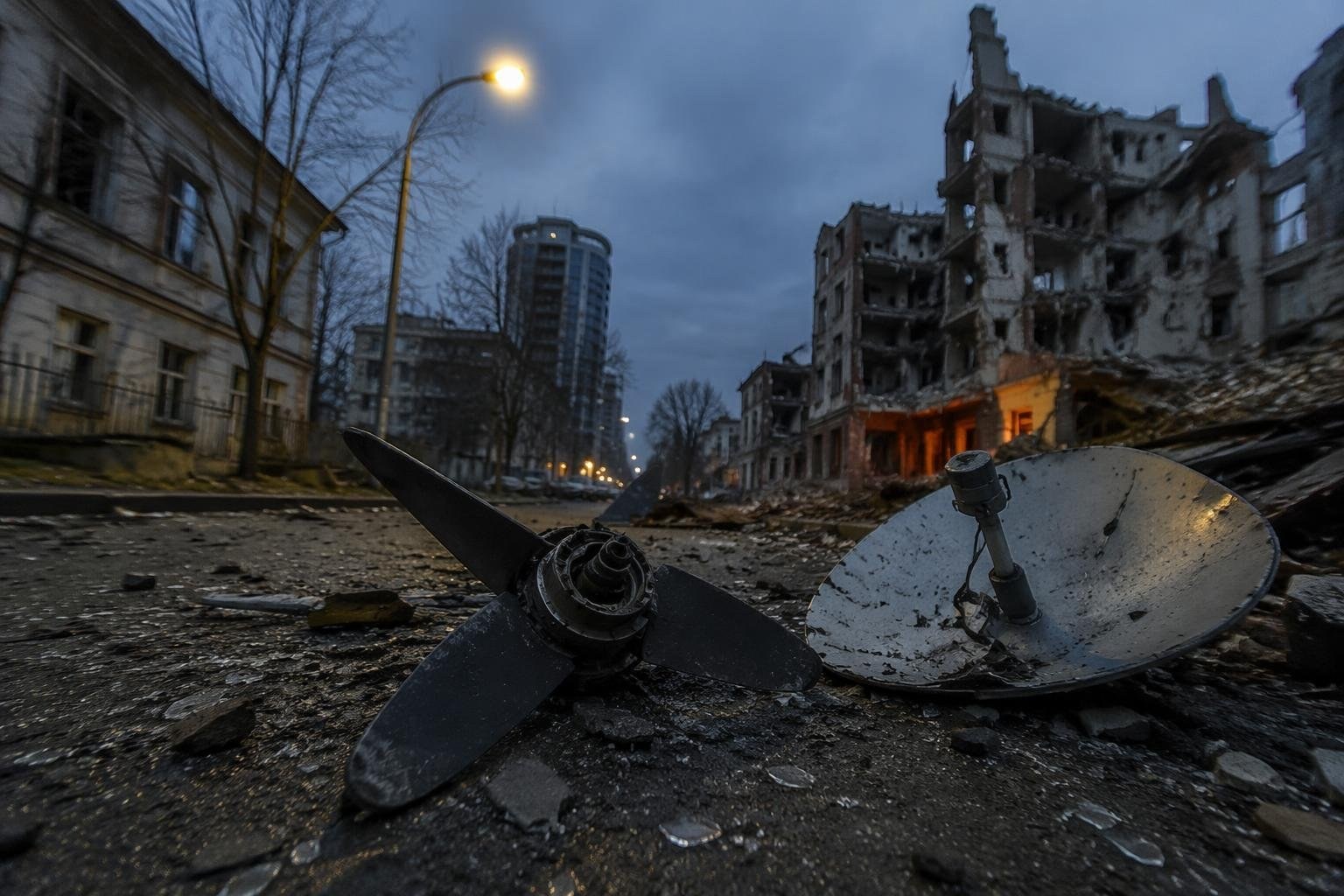https://static.adhubmedia.com/notizie_it/wp-content/uploads/2026/07/droni-ucraini-raggiungono-yekaterinburg-due-vittime-a-belgorod-az-1784989475.jpg