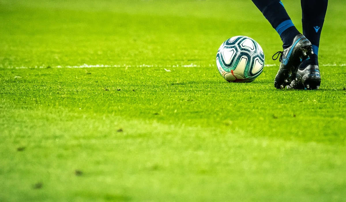 https://static.adhubmedia.com/notizie_it/wp-content/uploads/2026/07/franco-baresi-724efdf5.jpg