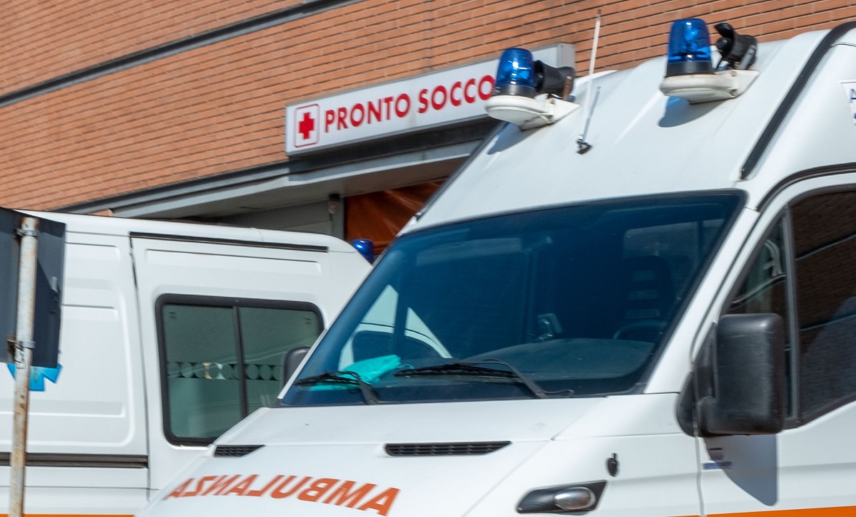 https://static.adhubmedia.com/notizie_it/wp-content/uploads/2026/07/grave-incidente-frontale-alle-porte-di-milano-14enne-trasportata-durgenza-in-osp-a7e0029a.jpg
