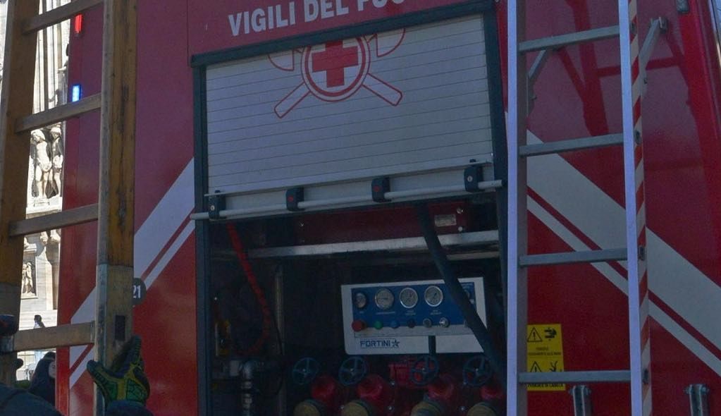 https://static.adhubmedia.com/notizie_it/wp-content/uploads/2026/07/incendia-casa-ex-compagna-f10f43ec.jpg