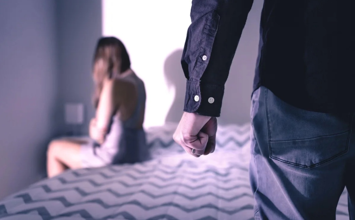 Cassazione: anche inviare un mazzo di fiori può essere stalking