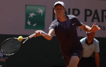 La risposta di Jannik Sinner durante la conferenza a Wimbledon