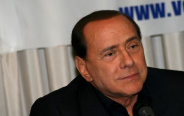 mity simonetto berlusconi
