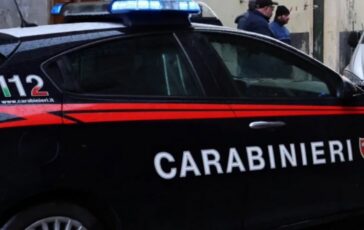 Neonato circonciso su un tavolo: il medico è stato denunciato